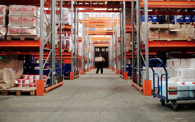 Warehouse & industrial